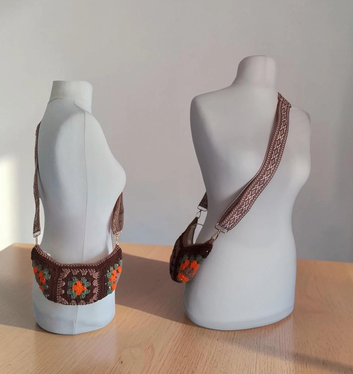Pochette banane en bandoulière Entièrement doublé en excellent état